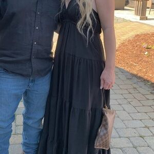 Express Elegant Black Garment